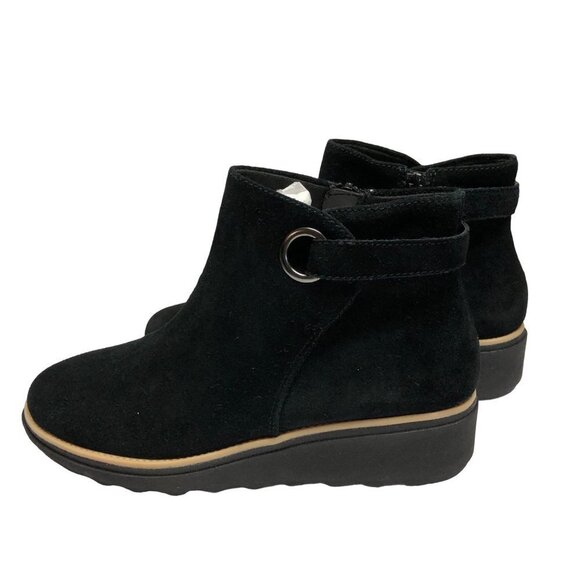 Clarks Shoes - Clarks Womens Sharon Suede Leather‎ booties 7.5 New without box